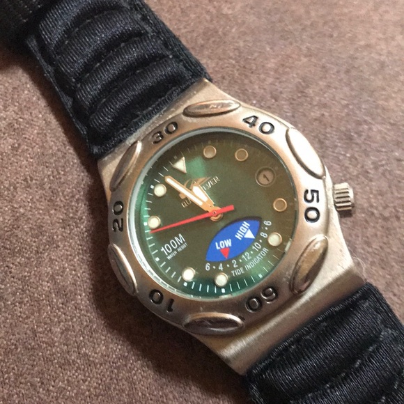 quicksilver tide watch